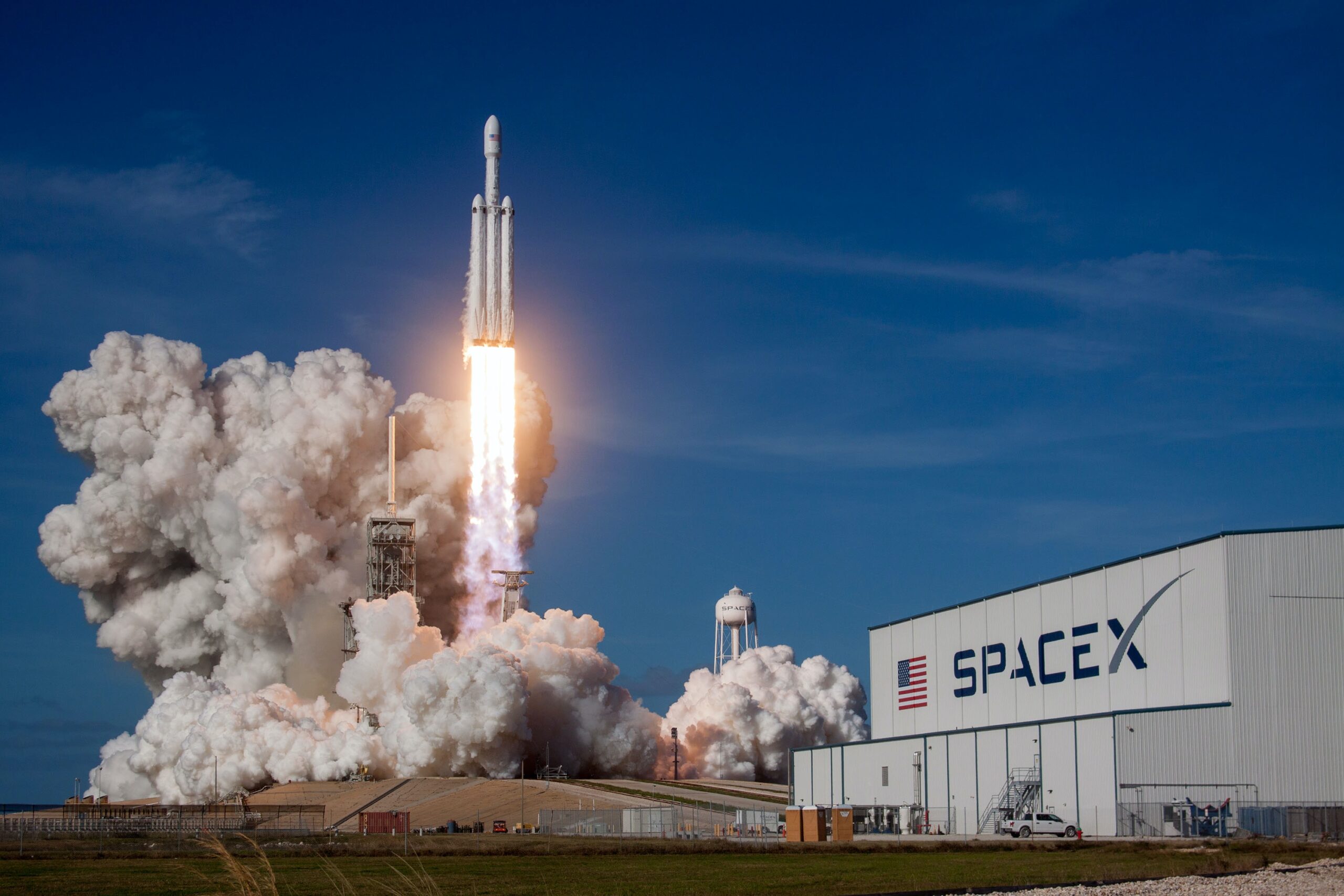 $1 million stolen by scammers promoting fake $SpaceX coin “created” by Elon Musk